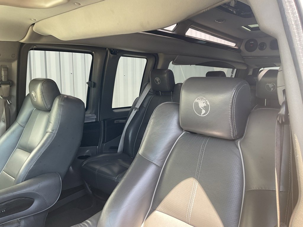 Used 2019 GMC Savana 2500 Extended image 9