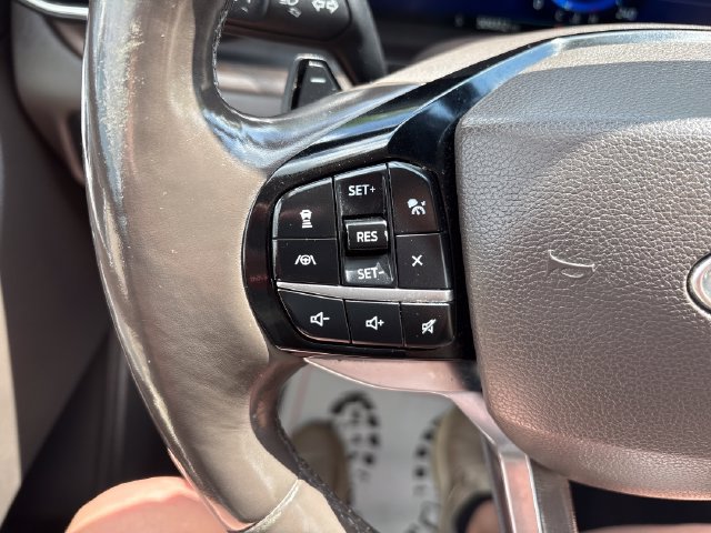 Used 2021 Ford Explorer Platinum AWD/4WD image 11
