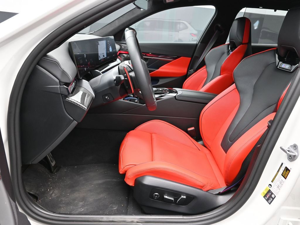 Used 2025 BMW M5 Touring w/ M Driver's Package image 5