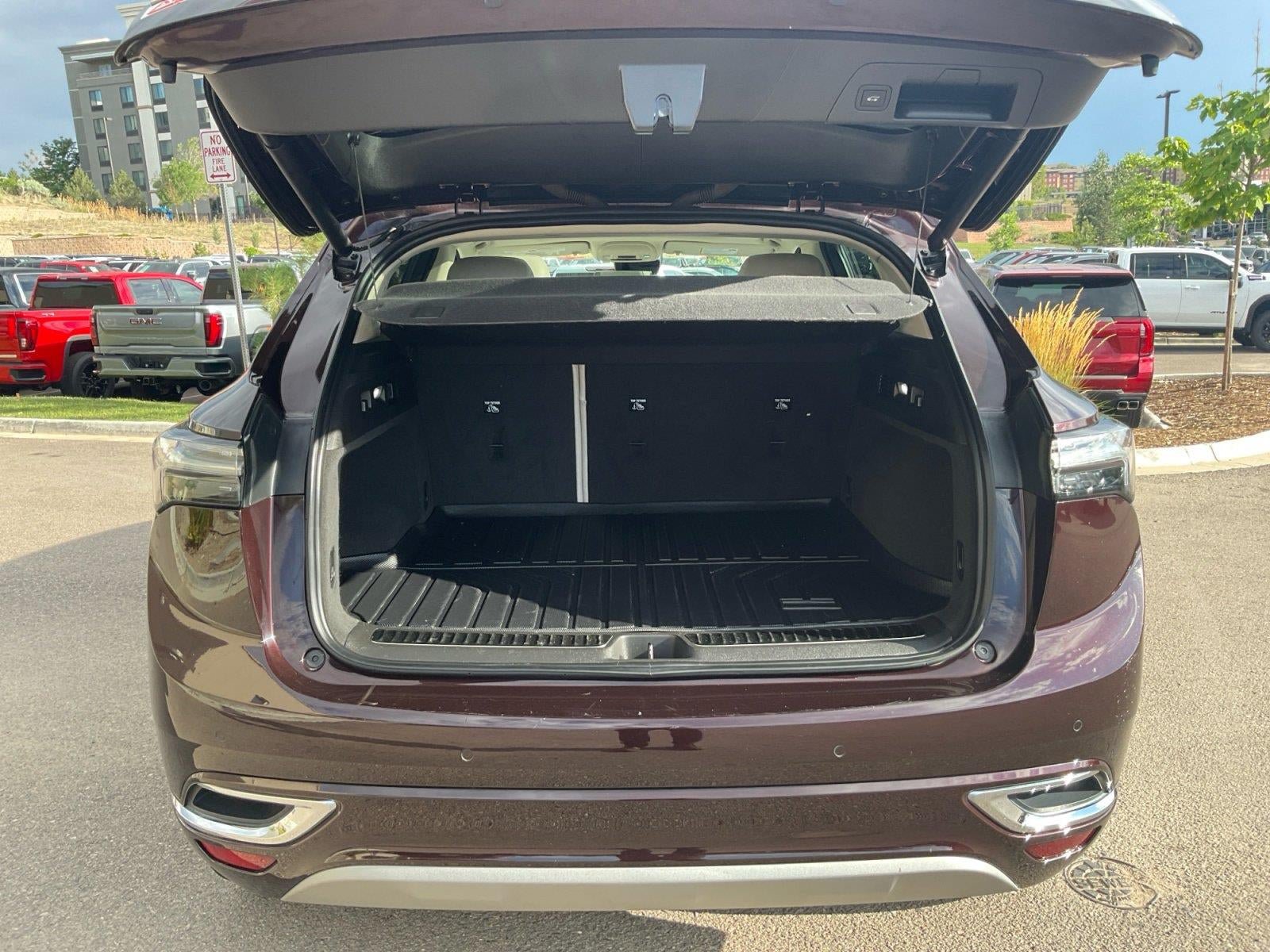 Certified 2021 Buick Envision Avenir w/ Technology Package II AWD/4WD image 20