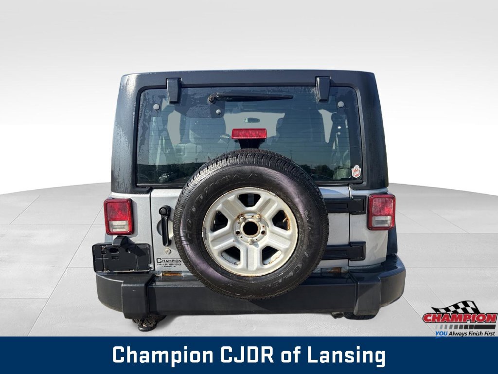 Used 2013 Jeep Wrangler Unlimited Sport AWD/4WD image 6
