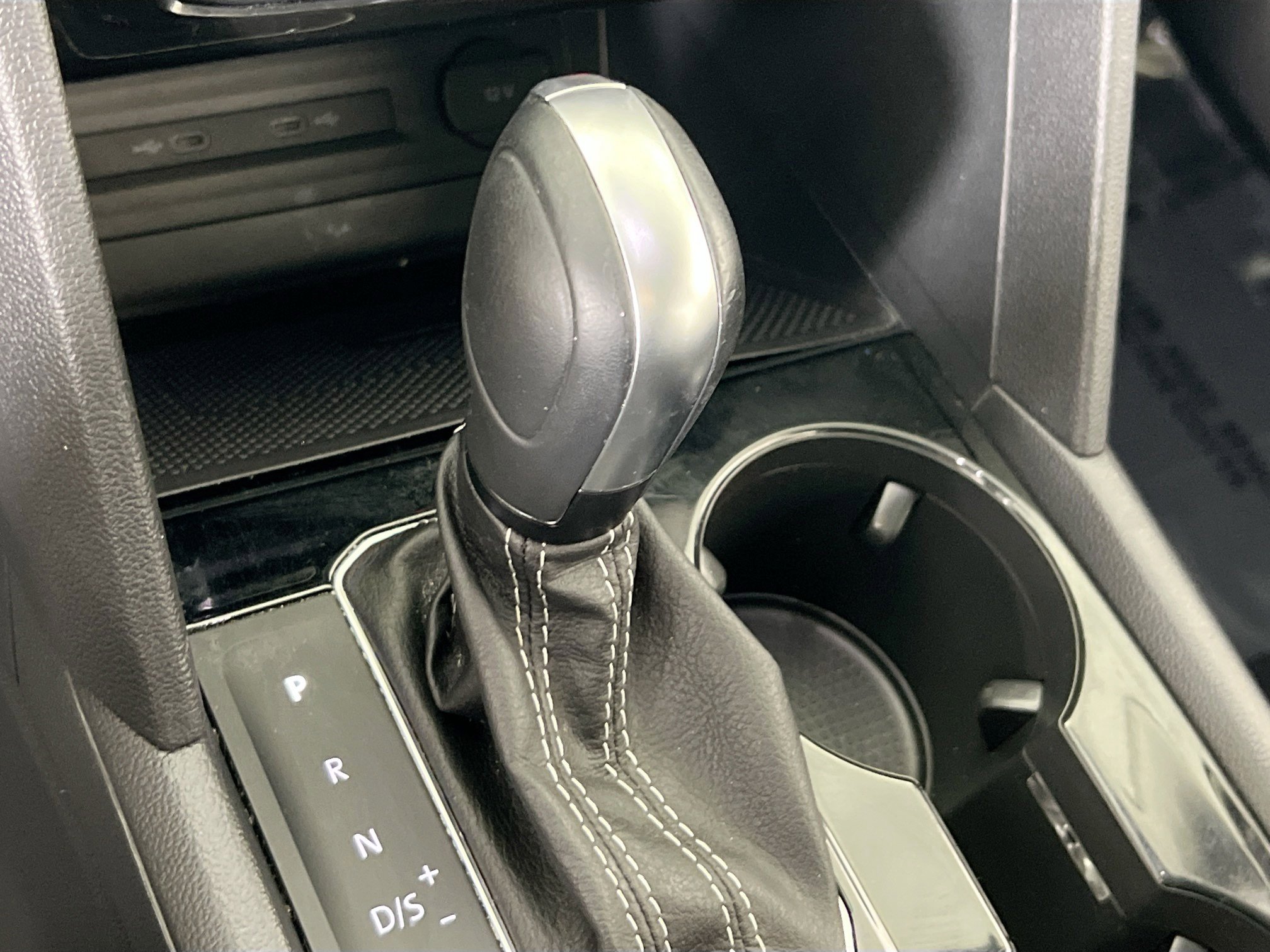 Used 2022 Volkswagen Atlas SEL image 17