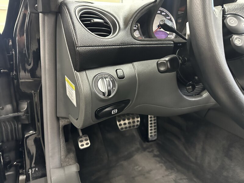 Used 2005 Mercedes-Benz SL 55 AMG image 30