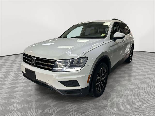 Used 2019 Volkswagen Tiguan SE w/ Panoramic Sunroof Package AWD/4WD image 6