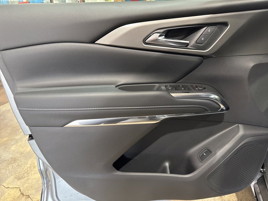 New 2026 Chevrolet Traverse LT w/ Driver Confidence Package image 18