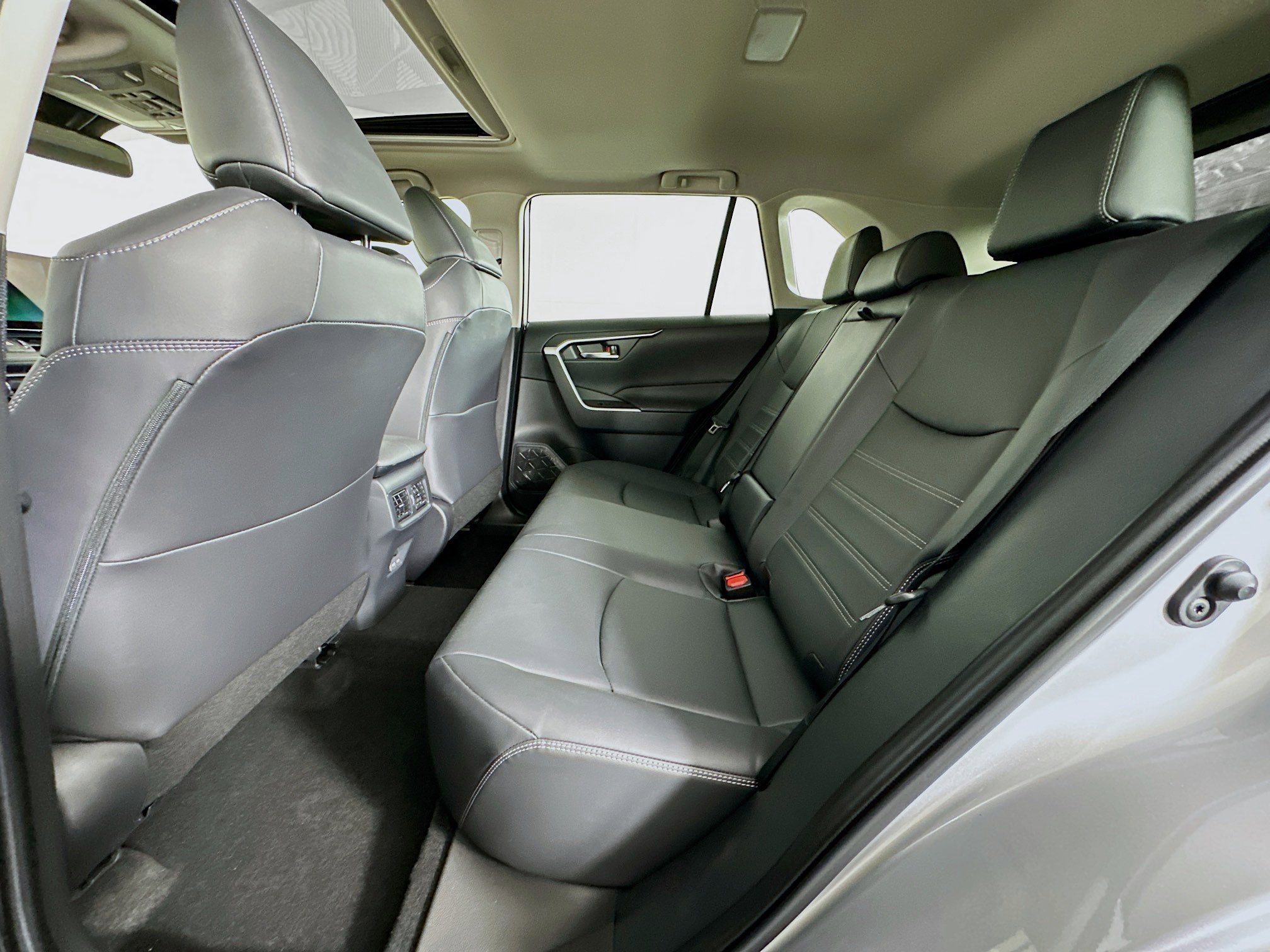 Used 2025 Toyota RAV4 XLE Premium w/ Weather Package image 28