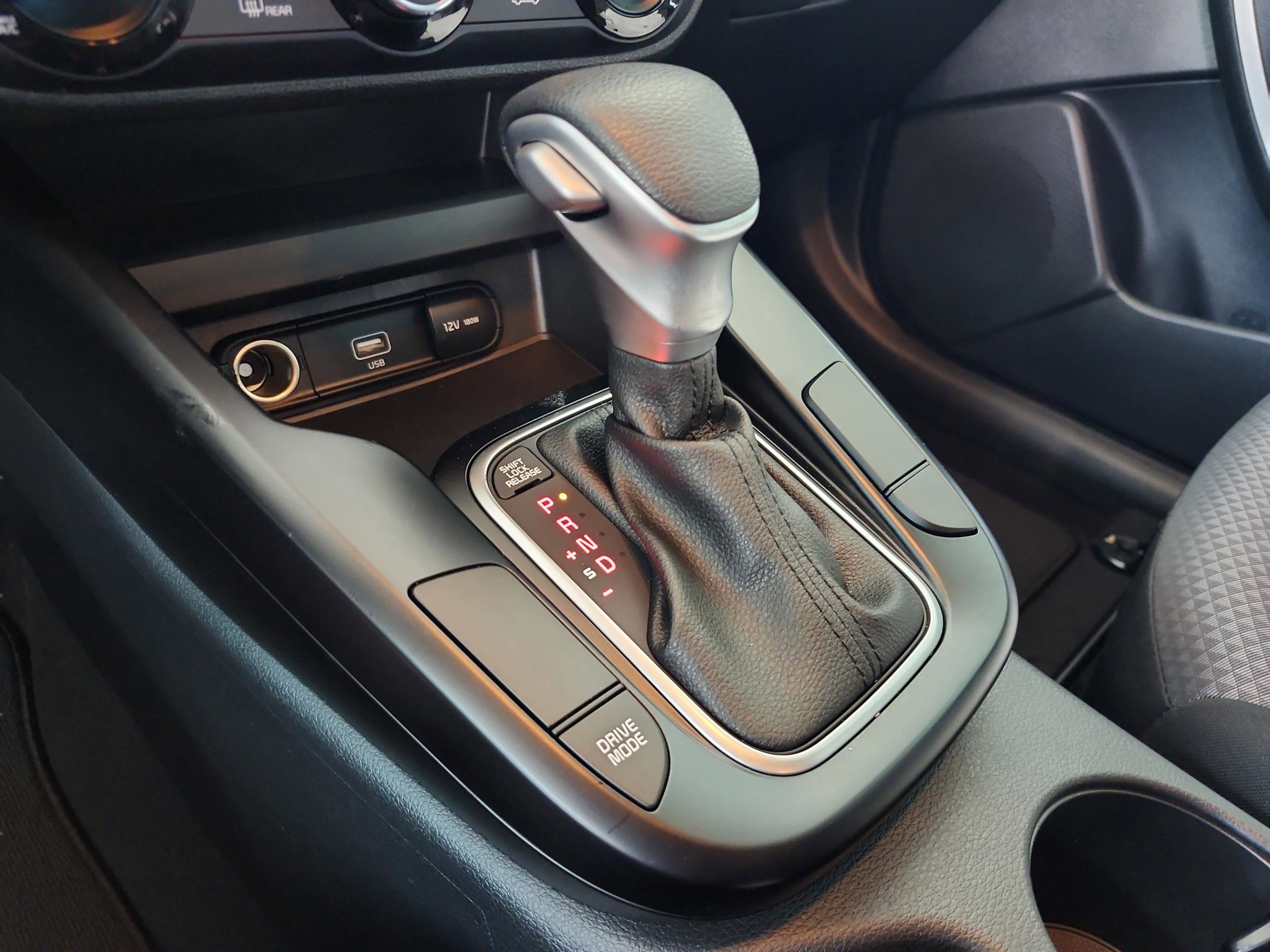 Used 2022 Kia Soul LX w/ Technology Package FWD image 13