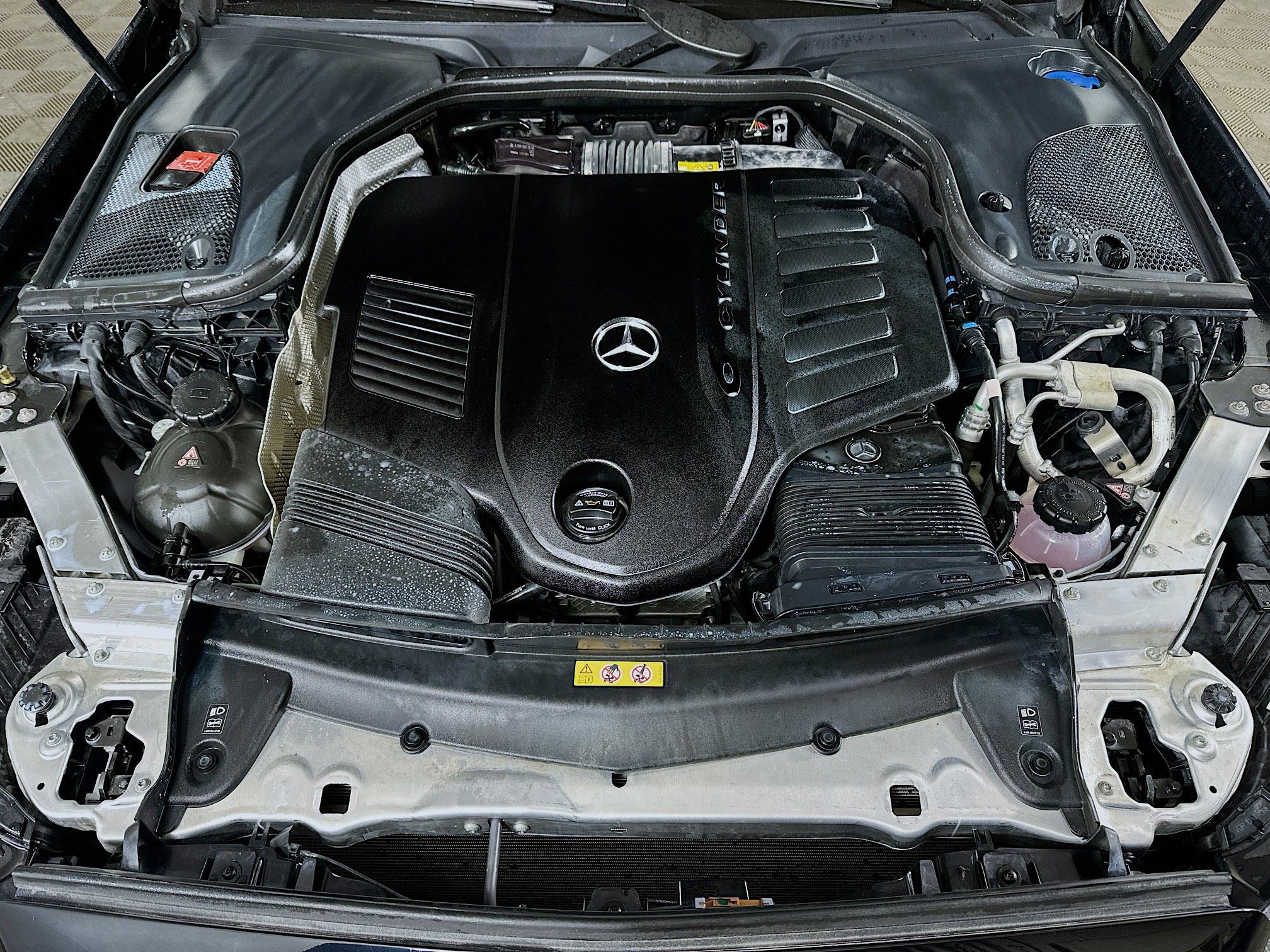 Certified 2023 Mercedes-Benz E 450 4MATIC Sedan image 30