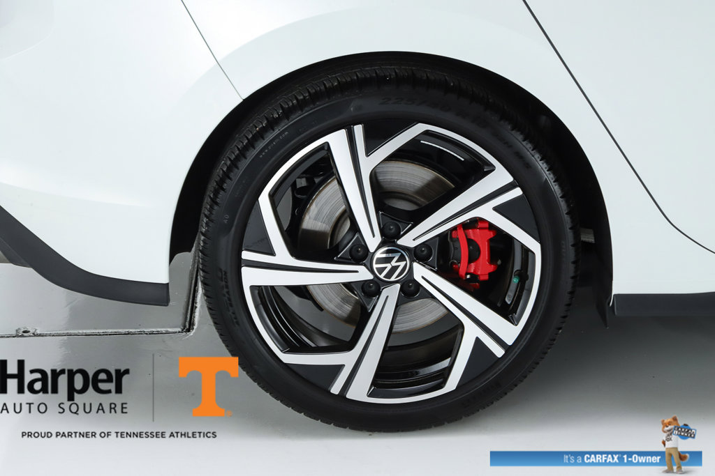 Used 2025 Volkswagen GTI SE FWD image 51