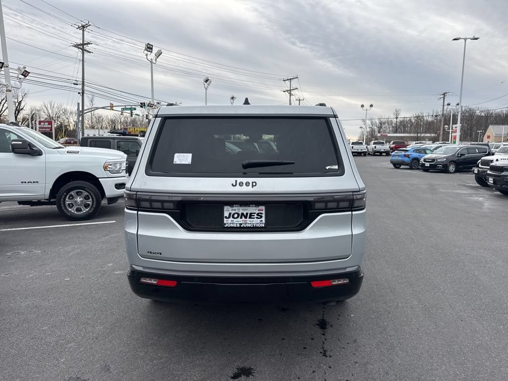 New 2026 Jeep Grand Wagoneer Summit w/ 8-Passenger Seating Package AWD/4WD image 6