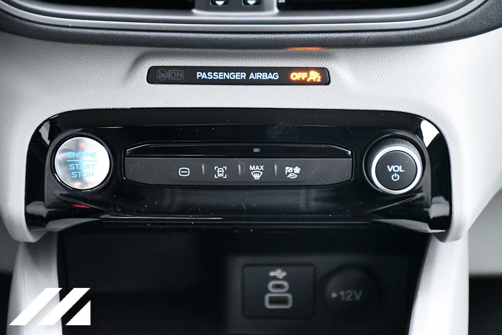 New 2024 Ford Escape Base image 17