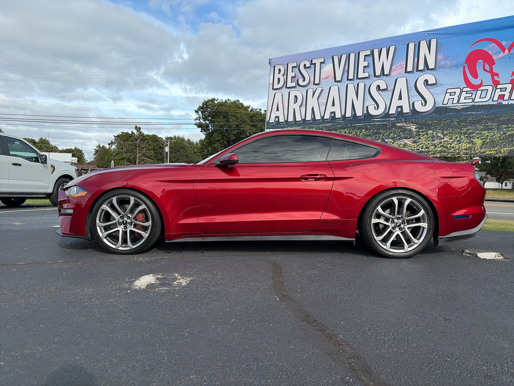 Used 2019 Ford Mustang GT Premium RWD image 8