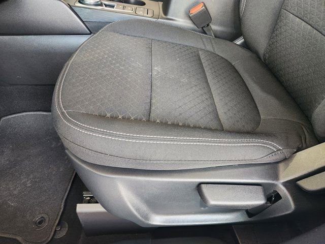 Used 2025 Ford Escape Active image 25
