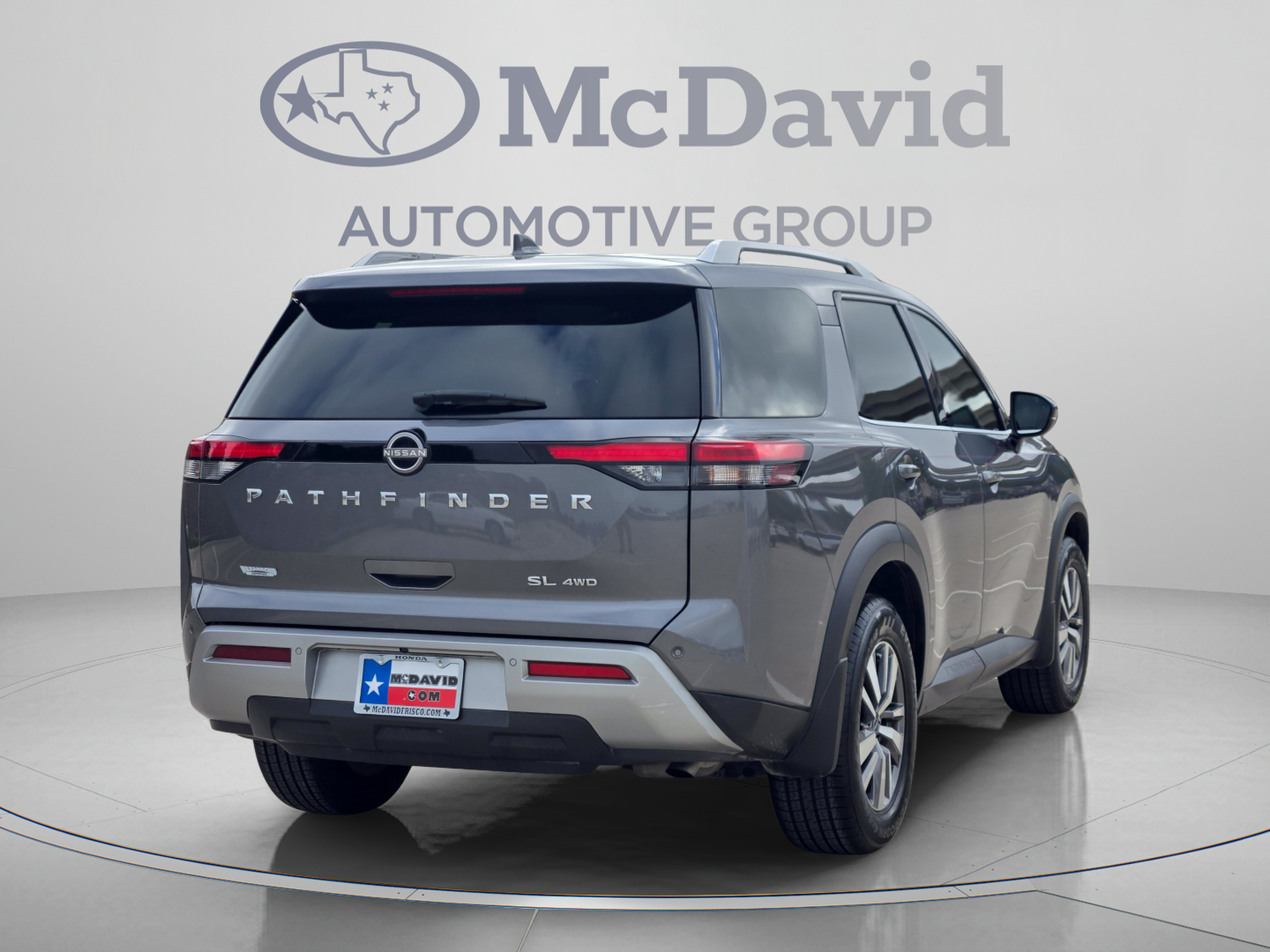 Used 2023 Nissan Pathfinder SL AWD/4WD image 6