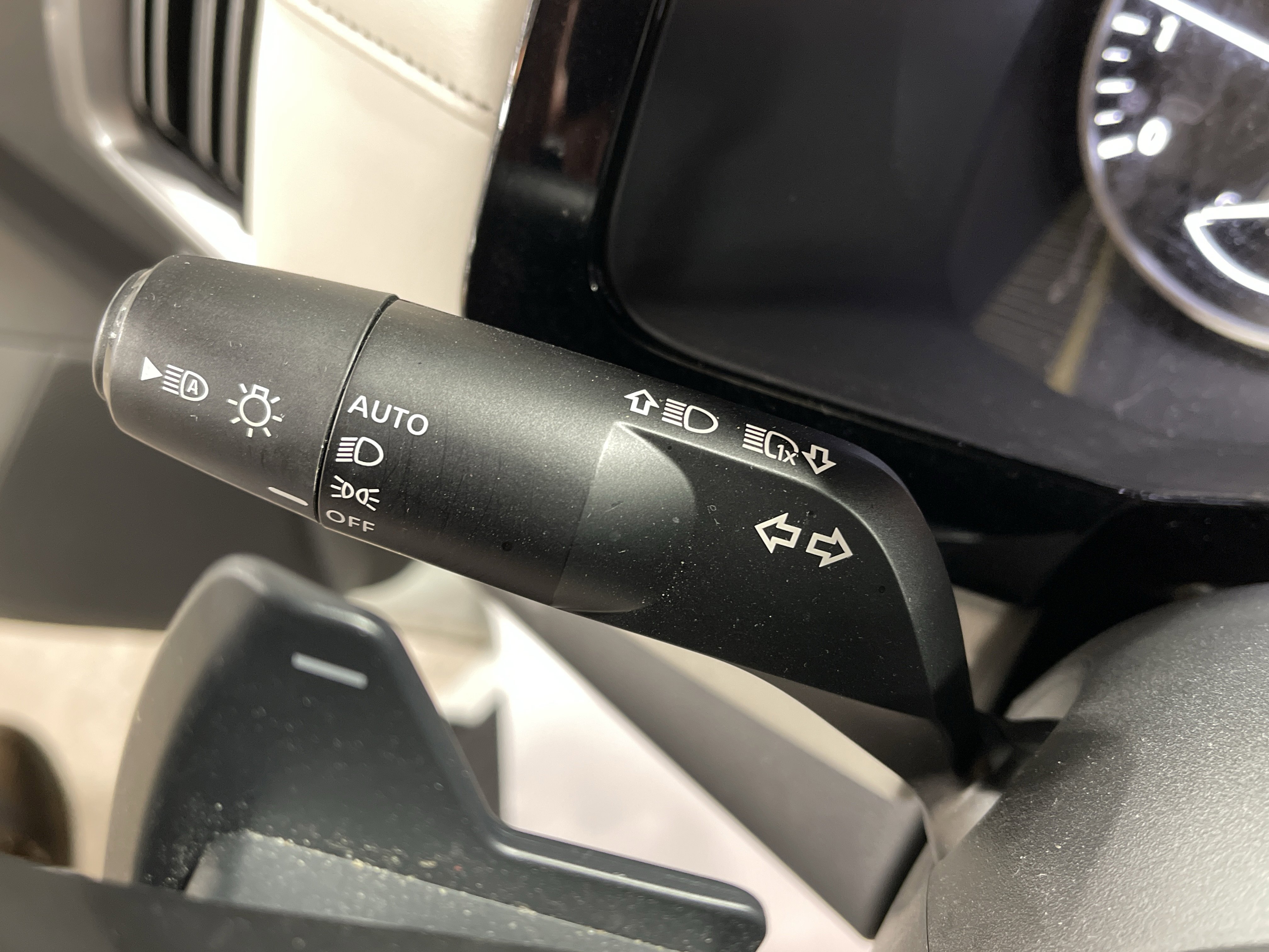 Used 2023 Nissan Pathfinder SL image 21