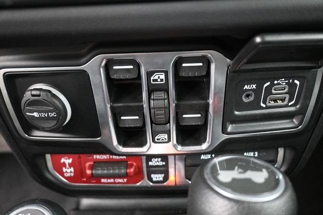 Used 2025 Jeep Wrangler Unlimited Rubicon AWD/4WD image 24