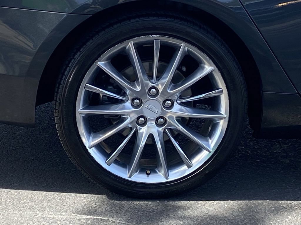 Used 2016 Cadillac XTS Platinum image 9