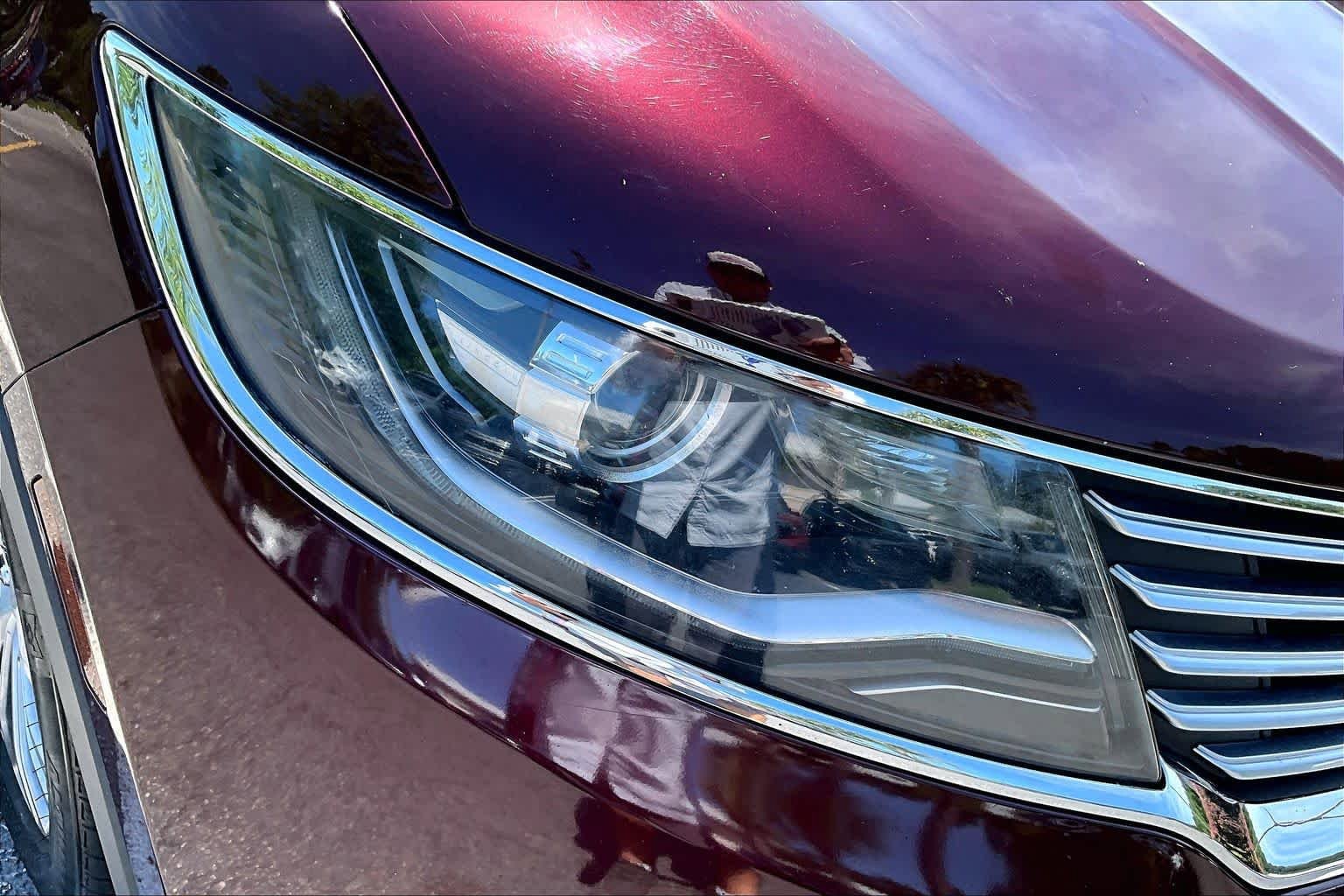 Used 2017 Lincoln MKX Reserve FWD image 28