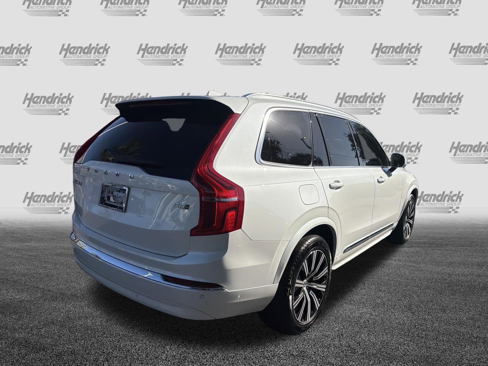 Certified 2025 Volvo XC90 B5 Core w/ Protection Package AWD/4WD image 10