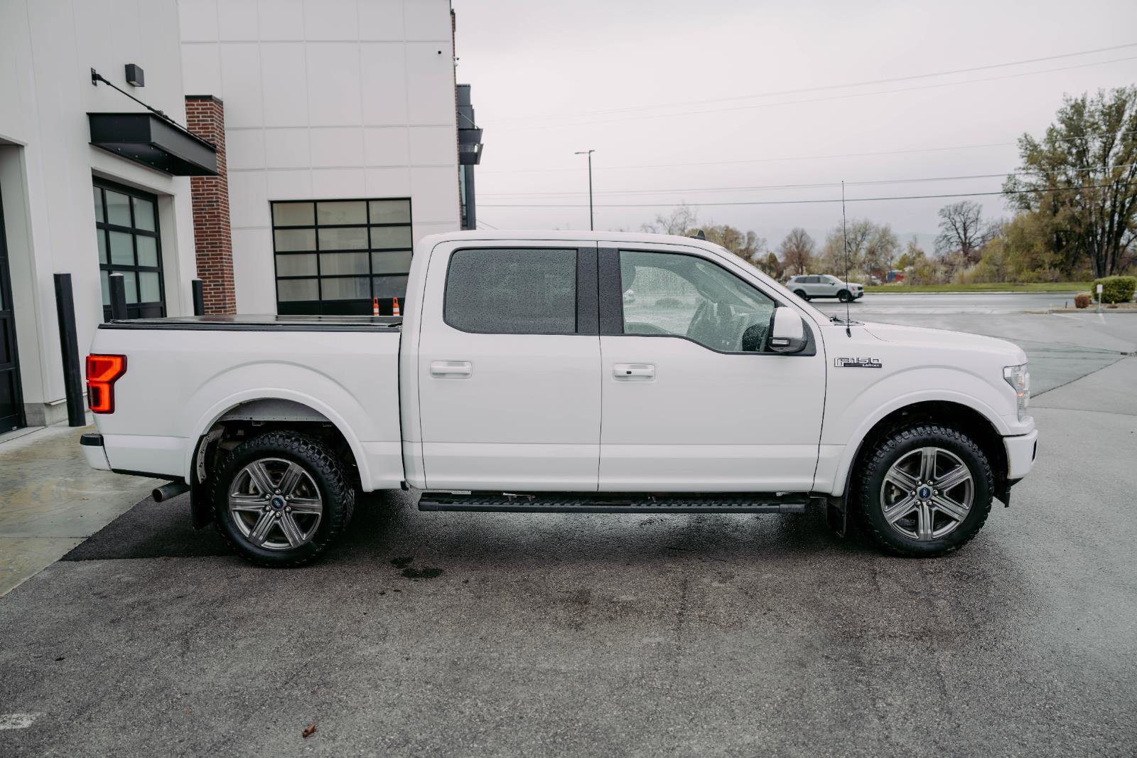 Used 2020 Ford F150 Lariat w/ Equipment Group 502A Luxury image 3