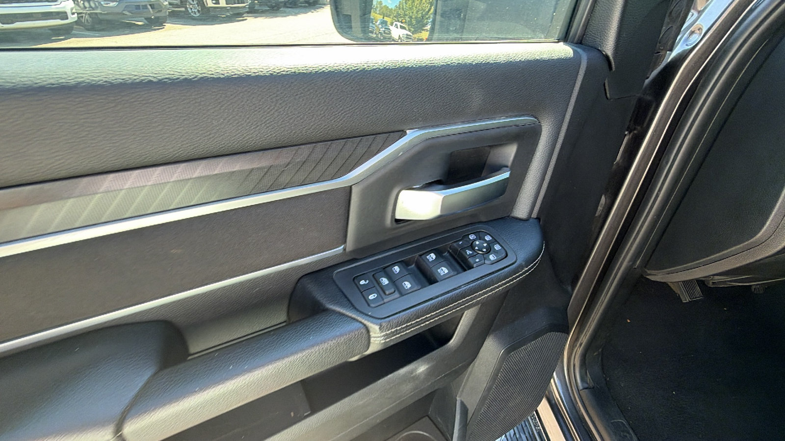 Used 2026 RAM 2500 Big Horn AWD/4WD image 15