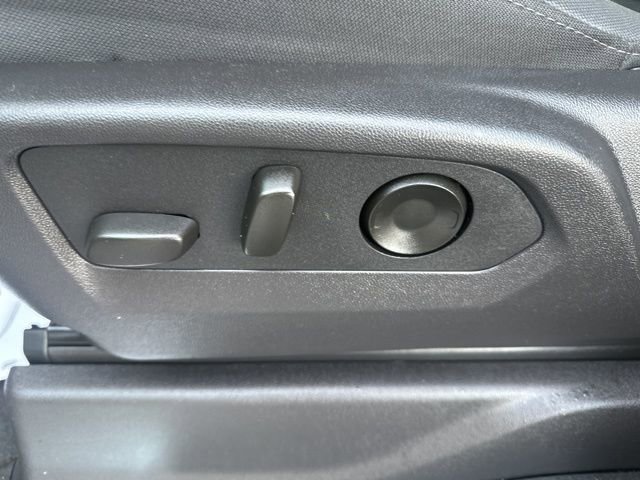 Used 2024 Chevrolet Silverado 1500 LT image 22