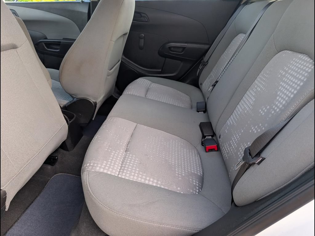 Used 2018 Chevrolet Sonic LT FWD image 13