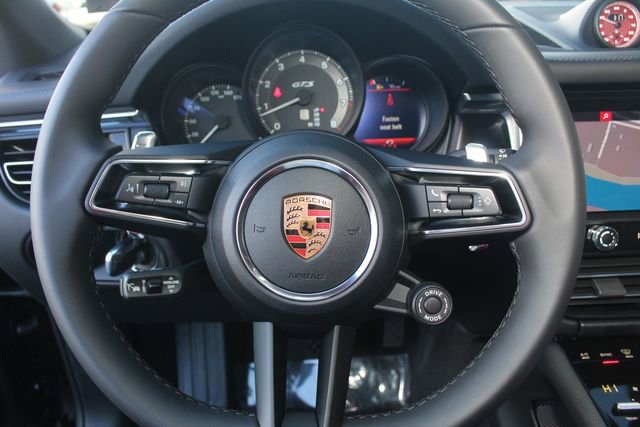 New 2026 Porsche Macan GTS image 18