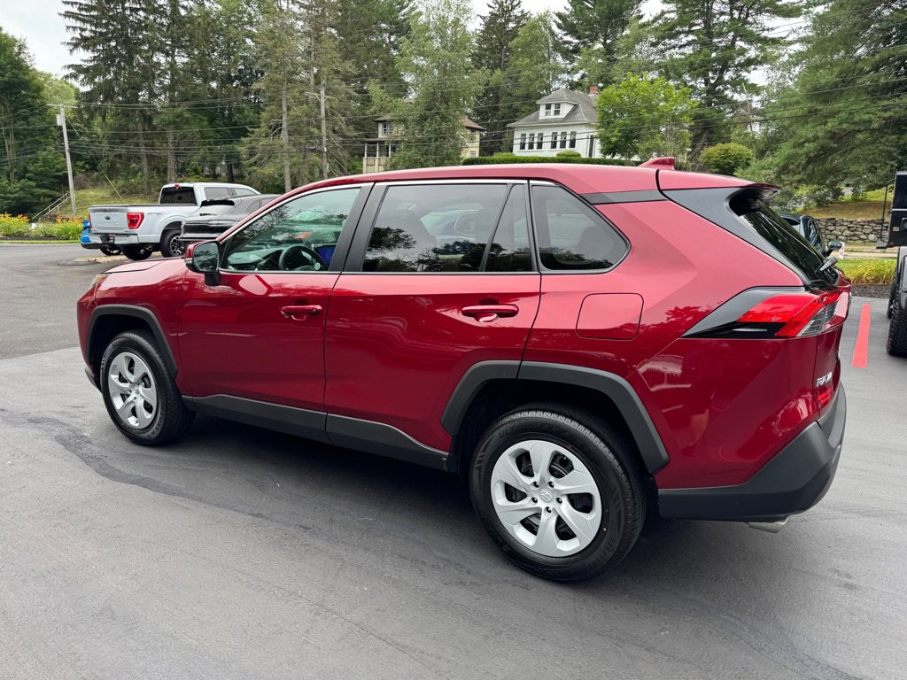 Used 2023 Toyota RAV4 LE image 17