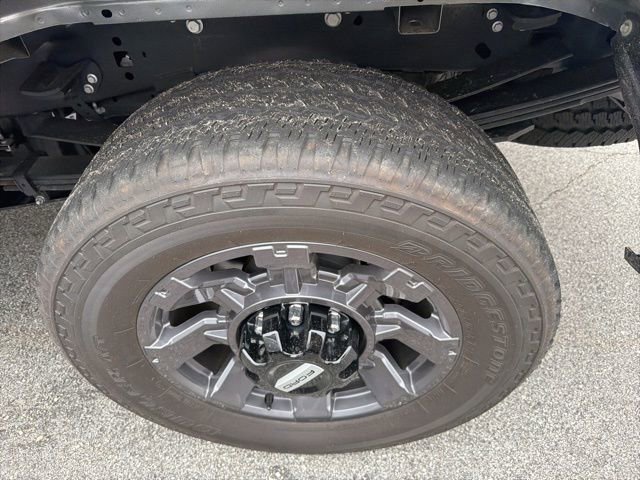 Used 2024 Ford F350 Lariat w/ Lariat Ultimate Package AWD/4WD image 23