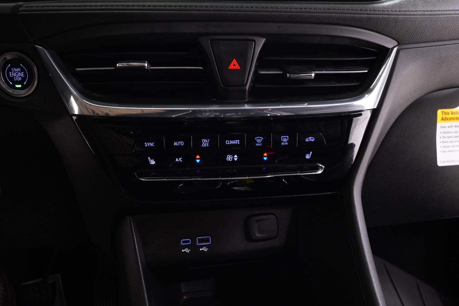 Used 2025 Buick Encore GX Avenir w/ Avenir Technology Package FWD image 37
