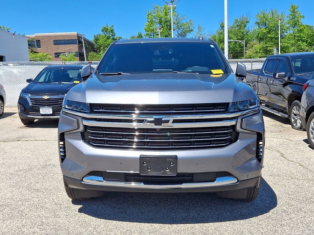 Used 2022 Chevrolet Tahoe LT w/ Luxury Package AWD/4WD image 4