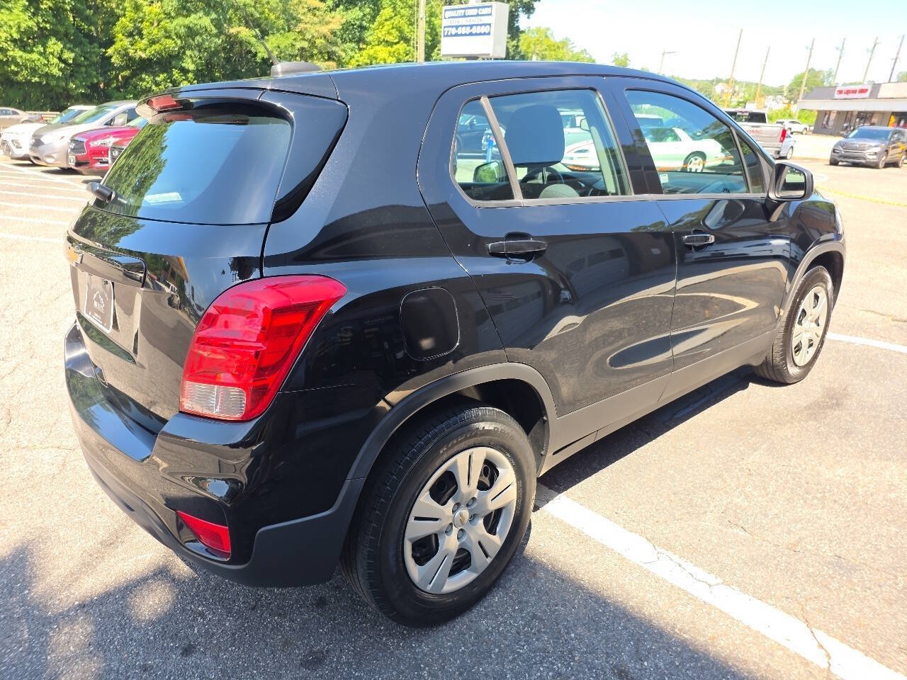 Used 2017 Chevrolet Trax LS FWD image 6