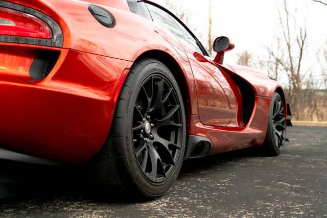 Used 2017 Dodge Viper GTC w/ ACR Package image 40