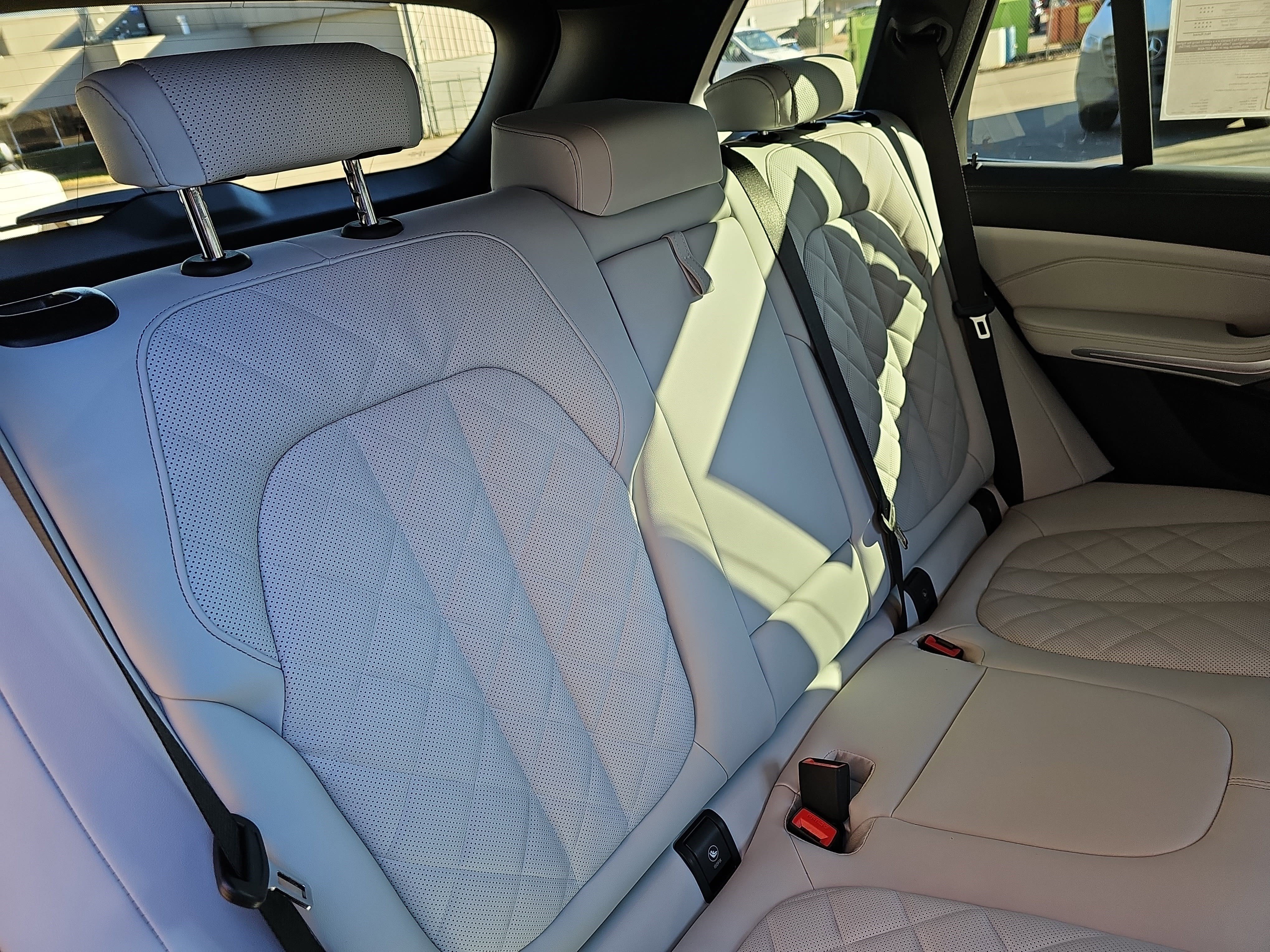 New 2026 BMW X5 xDrive40i w/ Climate Comfort Package image 12