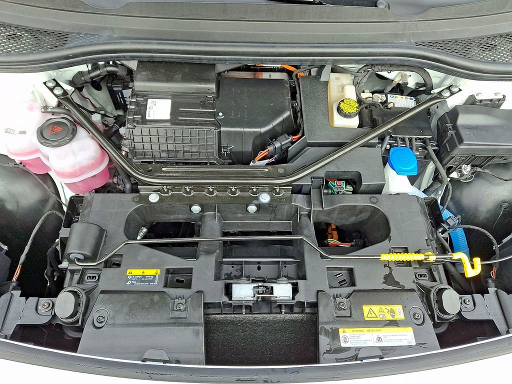 Certified 2025 Volkswagen ID.4 Pro image 28