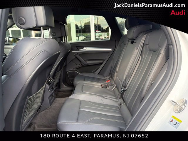 Certified 2024 Audi Q5 2.0T Premium Plus w/ Premium Plus Package AWD/4WD image 13