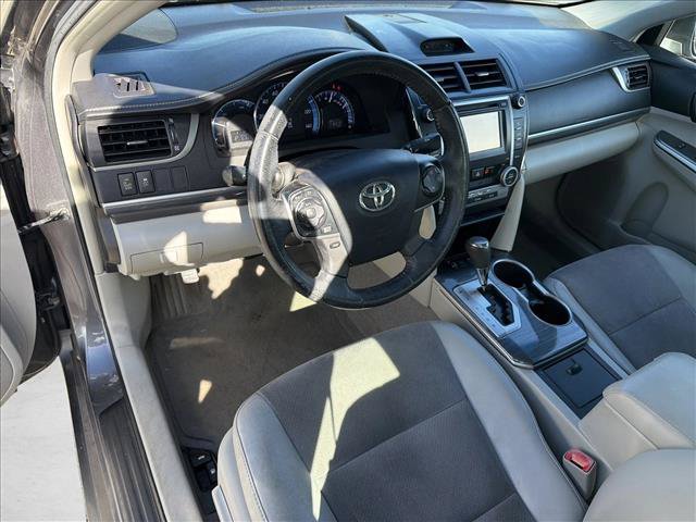 Used 2014 Toyota Camry XLE w/ Leather Package FWD image 13