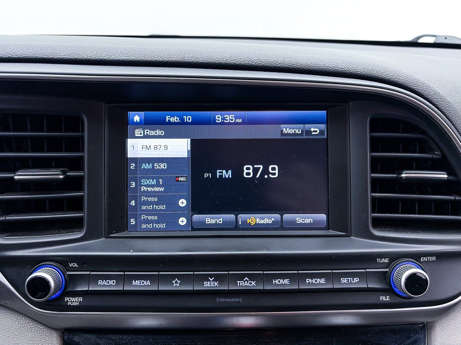 Used 2019 Hyundai Elantra SEL image 14