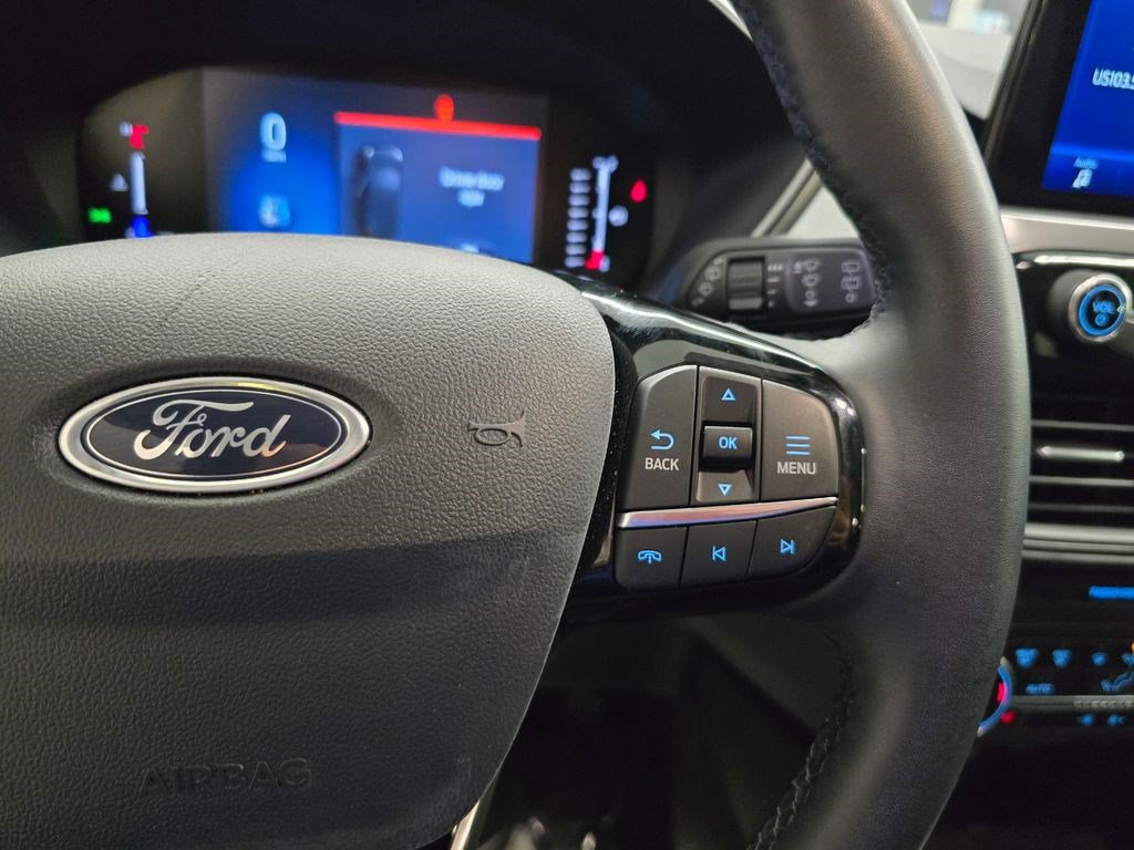 Used 2024 Ford Escape Active AWD/4WD image 18