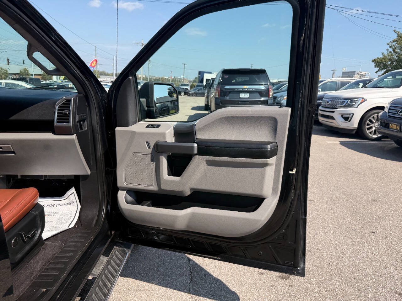 Used 2015 Ford F150 XLT w/ Equipment Group 302A Luxury AWD/4WD image 31