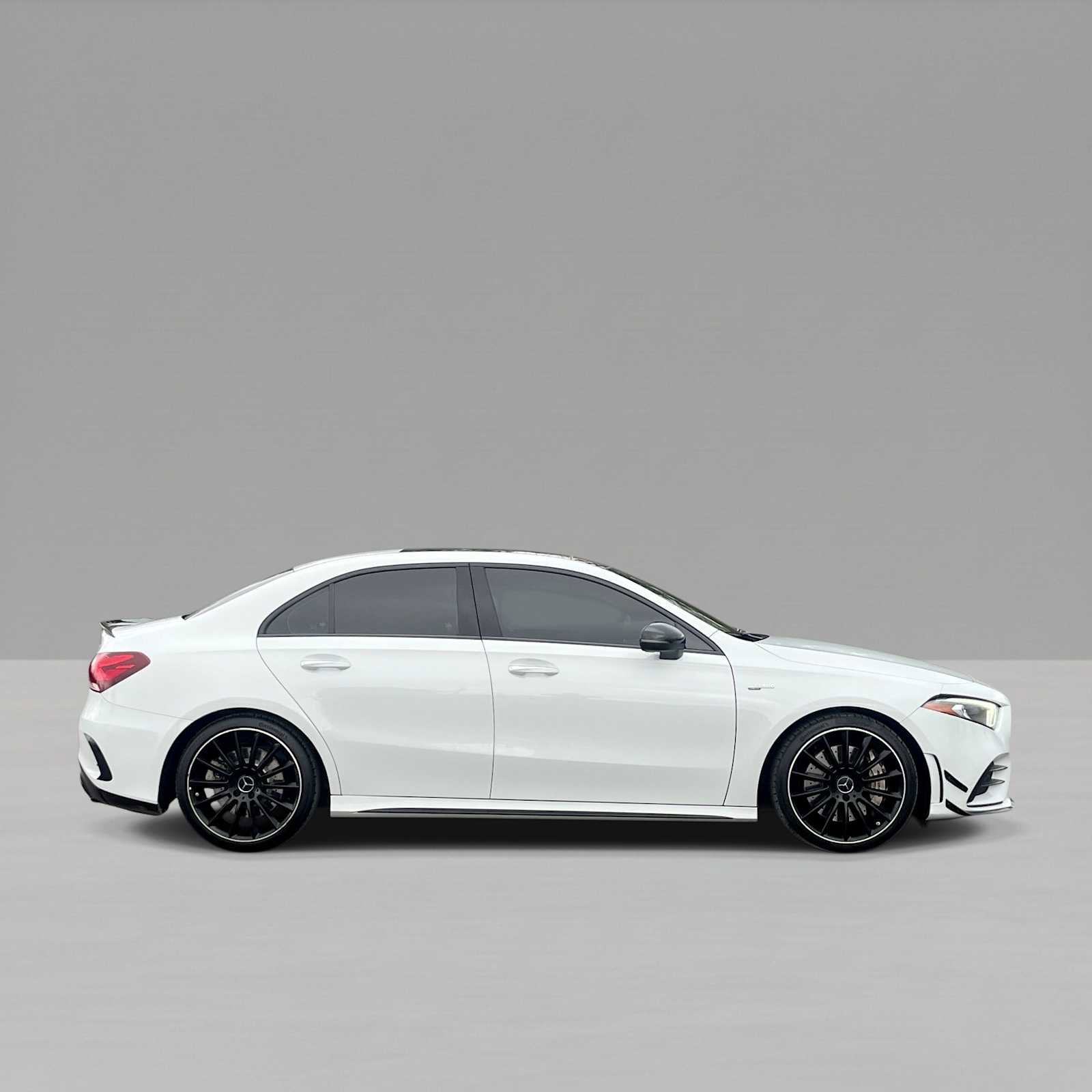 Certified 2020 Mercedes-Benz A 35 AMG 4MATIC image 9