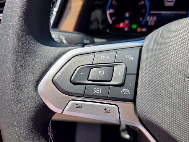 New 2026 Volkswagen Atlas SE FWD image 25