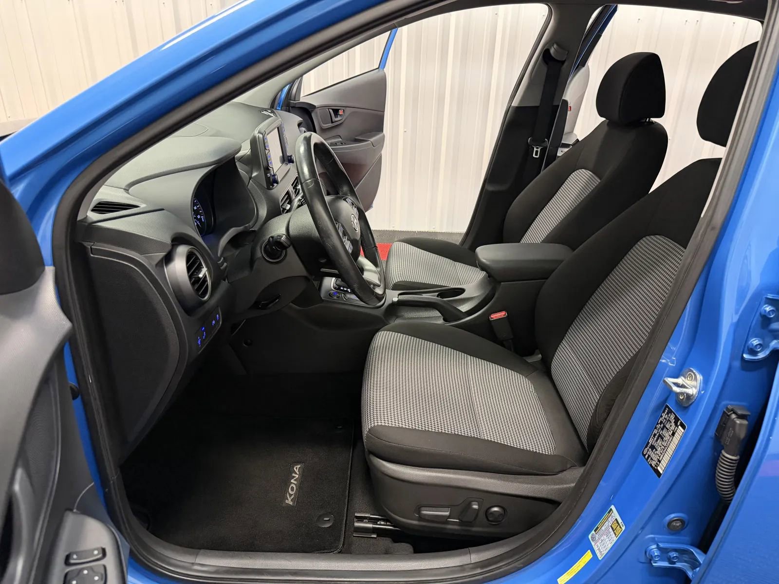 Used 2018 Hyundai Kona SEL w/ SEL Tech Package 02 FWD image 38