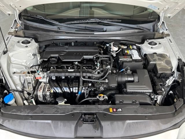 Used 2021 Hyundai Elantra SEL w/ Convenience + Premium Package FWD image 29