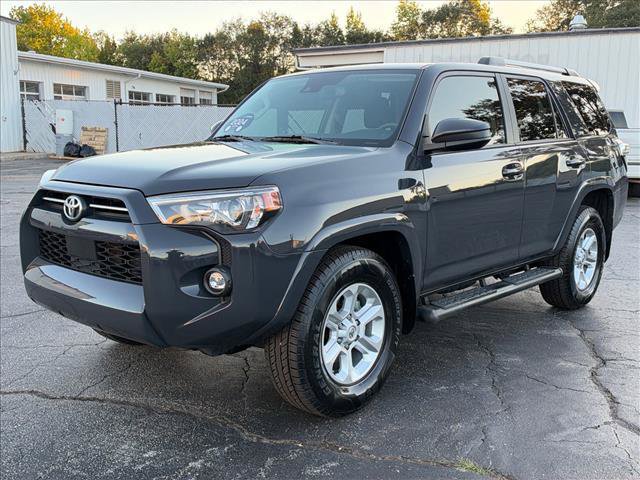 Used 2024 Toyota 4Runner SR5 RWD image 5