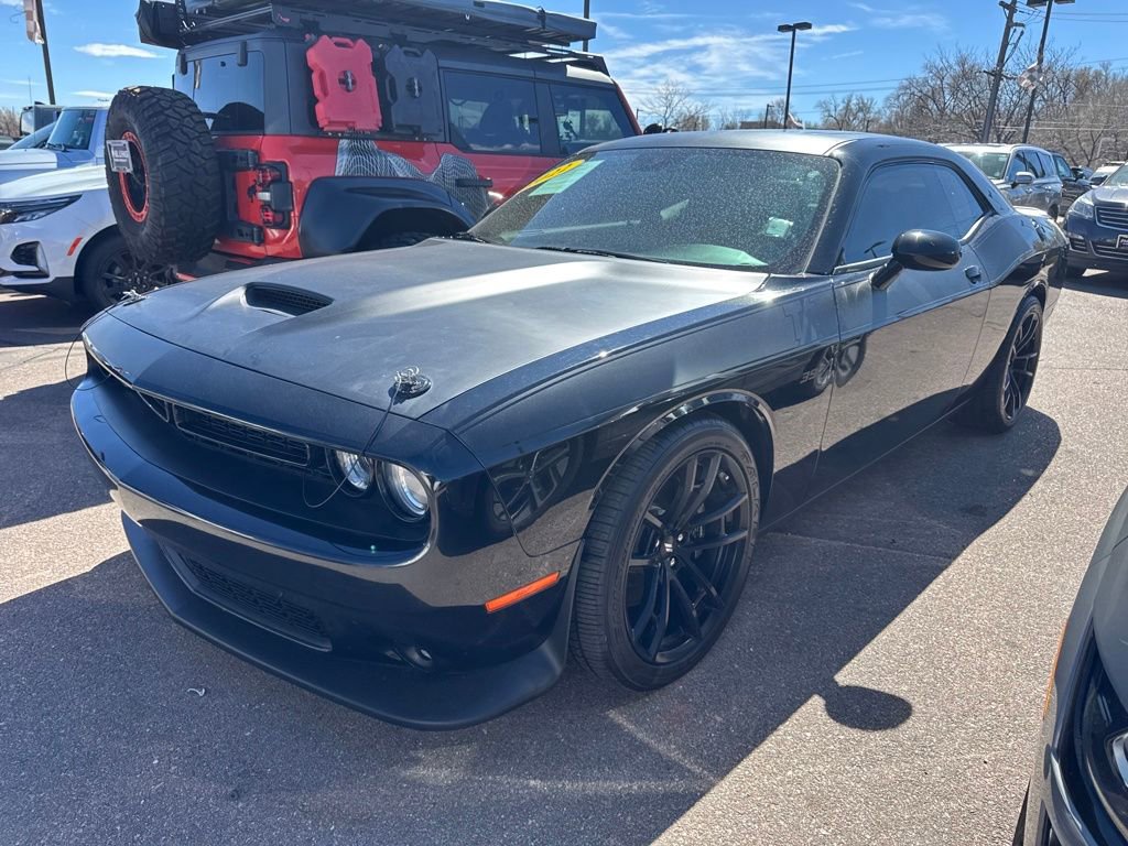 Used 2022 Dodge Challenger R/T Scat Pack w/ T/A Package image 2