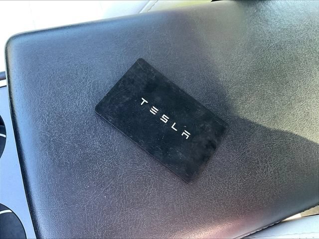 Used 2022 Tesla Model 3 Performance AWD/4WD image 33