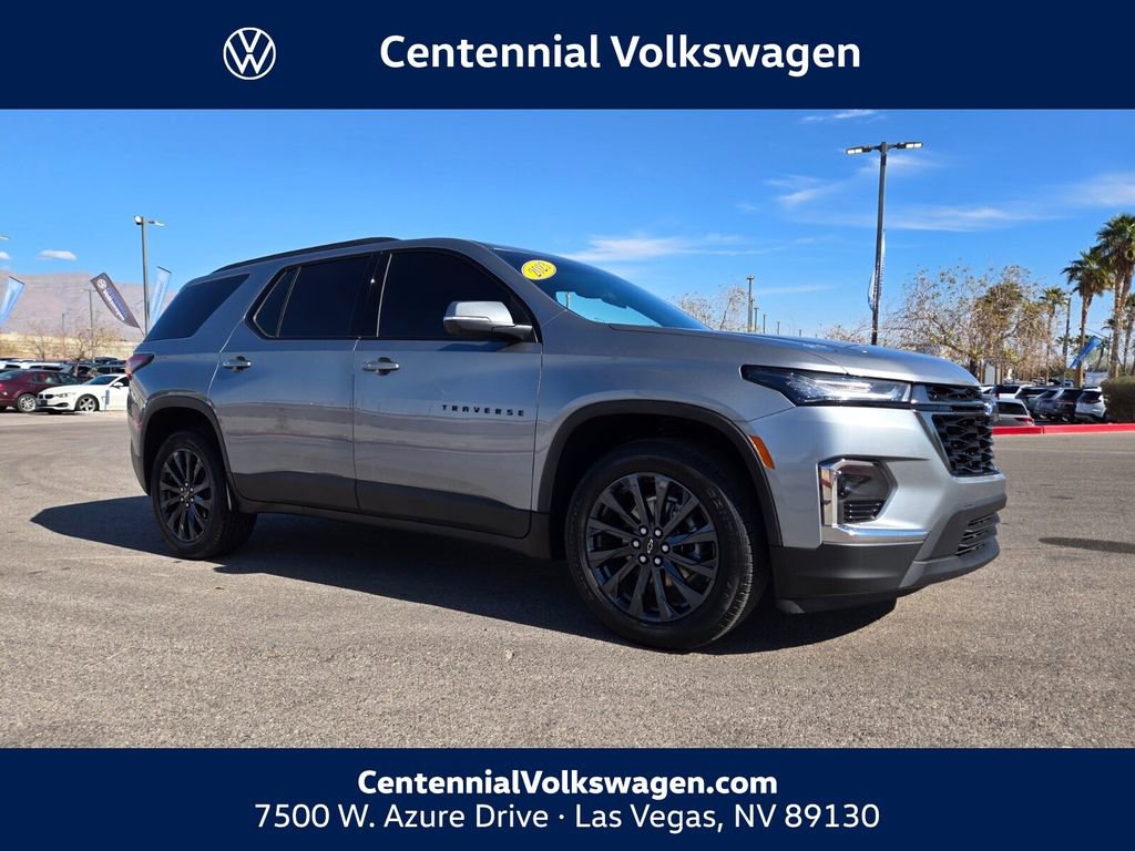 Used 2023 Chevrolet Traverse RS