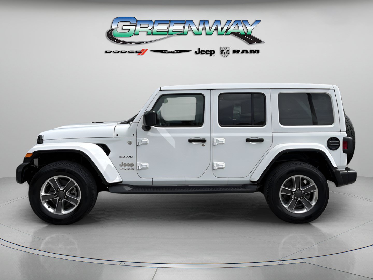Used 2022 Jeep Wrangler Unlimited Sahara w/ Cold Weather Group AWD/4WD image 2